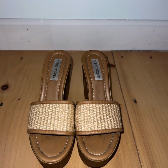 Steve Madden Marisol Natural Raffia Platforms - Picture 3 of 7